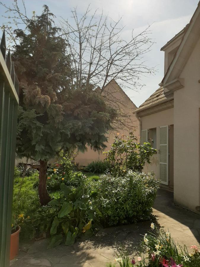 Le Clos D'Herblay Chambres D'Hotes Esterno foto